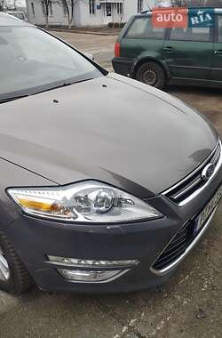 Універсал Ford Mondeo 2013 в 