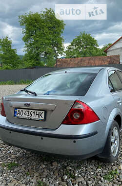 Лифтбек Ford Mondeo 2004 в Рахове