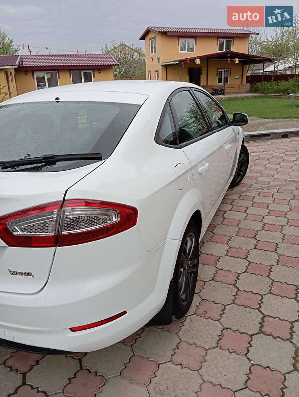 Лифтбек Ford Mondeo 2014 в Житомире фото 2 Лифтбек Ford Mondeo 2014 в Житомире