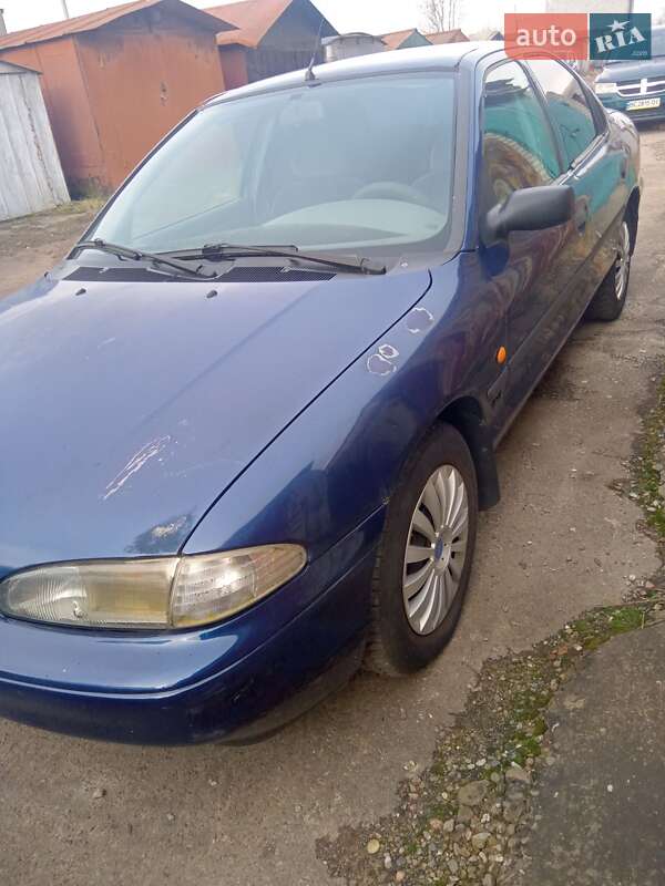 Седан Ford Mondeo 1994 в Львове