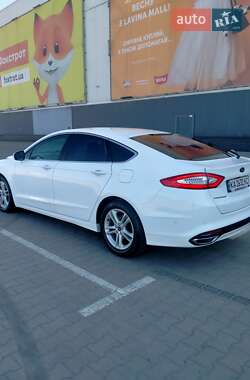 Лифтбек Ford Mondeo 2018 в 