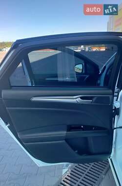 Лифтбек Ford Mondeo 2018 в 
