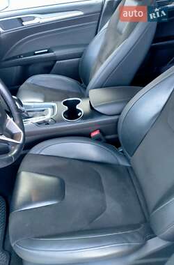 Лифтбек Ford Mondeo 2018 в 