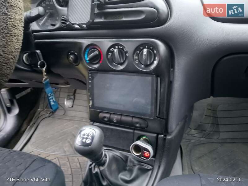 Ліфтбек Ford Mondeo 1998 в Харкові