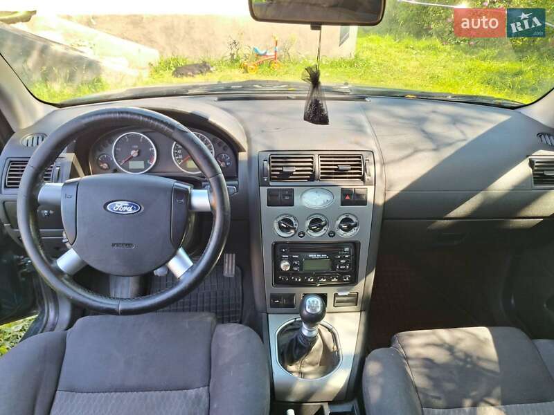 Седан Ford Mondeo 2001 в Полонном фото 4 Седан Ford Mondeo 2001 в Полонном