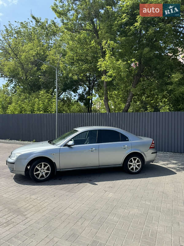 Ford Mondeo 2005
