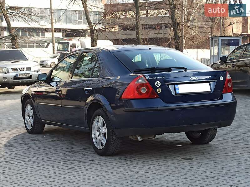 Лифтбек Ford Mondeo 2003 в Днепре