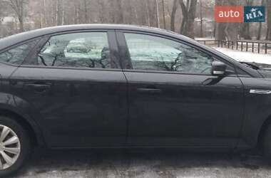 Седан Ford Mondeo 2013 в 