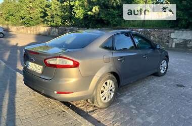 Седан Ford Mondeo 2011 в Подволочиске