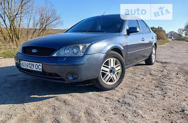 Ліфтбек Ford Mondeo 2003 в Теофіполі