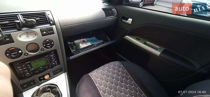 Универсал Ford Mondeo 2003 в Житомире