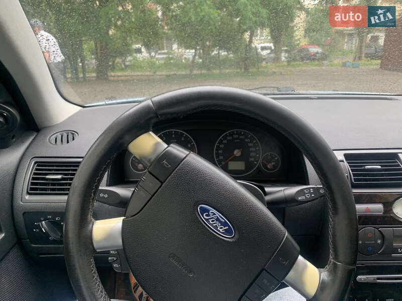 Универсал Ford Mondeo 2004 в Киеве