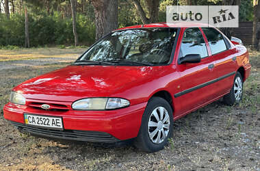 Седан Ford Mondeo 1994 в Смеле