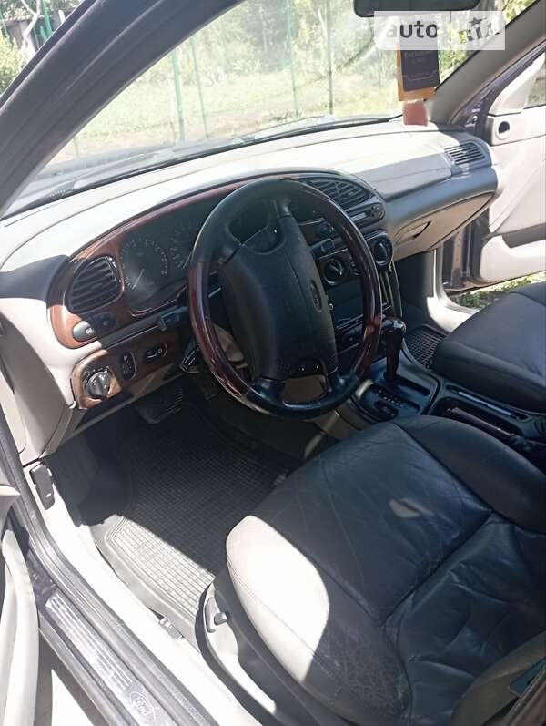 Седан Ford Mondeo 1998 в Одесі