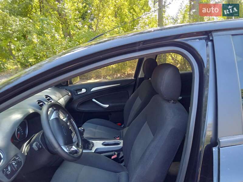 Седан Ford Mondeo 2007 в Коростені