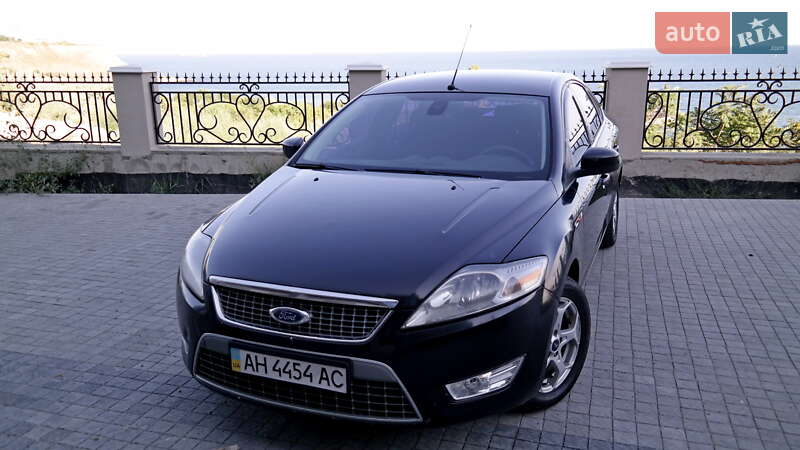 Седан Ford Mondeo 2010 в Одессе