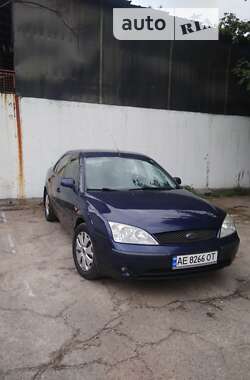 Ліфтбек Ford Mondeo 2000 в Дніпрі