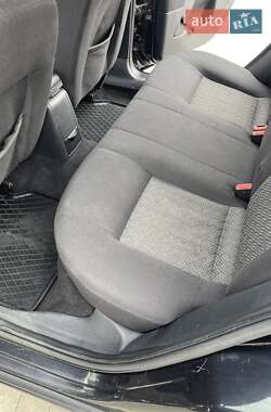 Седан Ford Mondeo 2004 в 