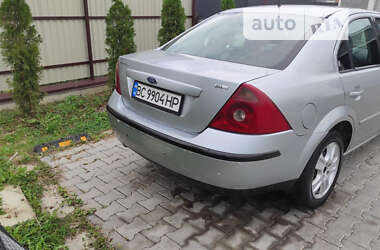 Седан Ford Mondeo 2002 в Верхнем Водяном