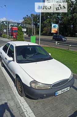 Седан Ford Mondeo 1997 в Гатне