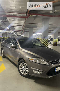 Седан Ford Mondeo 2012 в Одесі