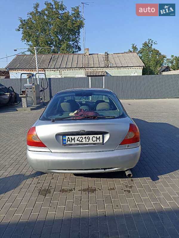 Лифтбек Ford Mondeo 1998 в Малине