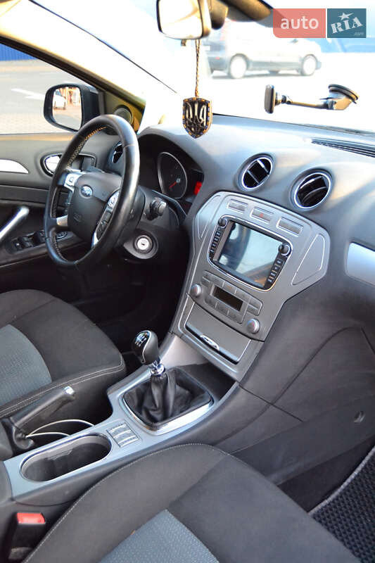 Универсал Ford Mondeo 2009 в Нововолынске