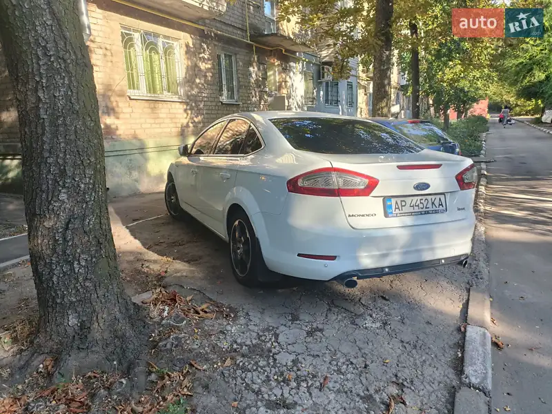 Ford Mondeo
