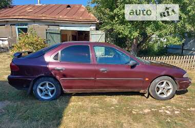 Лифтбек Ford Mondeo 1995 в Гайсине