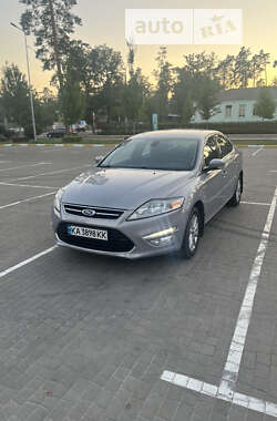 Седан Ford Mondeo 2011 в Бучі