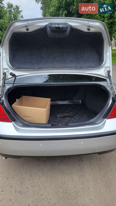 Седан Ford Mondeo 2003 в Переяславе