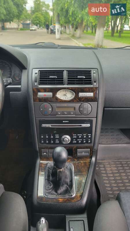 Седан Ford Mondeo 2003 в Переяславе