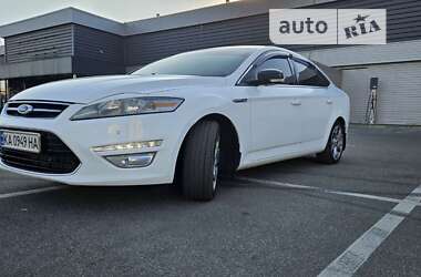 Седан Ford Mondeo 2013 в Киеве