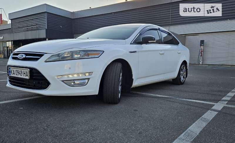 Седан Ford Mondeo 2013 в Києві