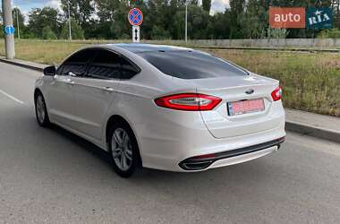 Седан Ford Mondeo 2015 в Києві