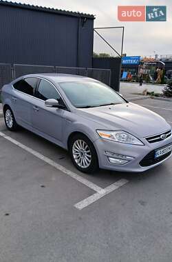 Лифтбек Ford Mondeo 2012 в Умани