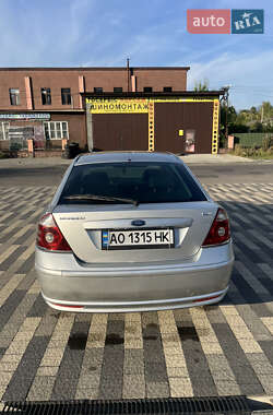 Седан Ford Mondeo 2006 в Сваляве