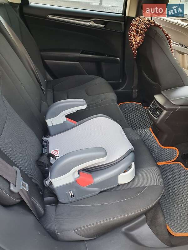 Лифтбек Ford Mondeo 2017 в Ивано-Франковске фото 21 Лифтбек Ford Mondeo 2017 в Ивано-Франковске