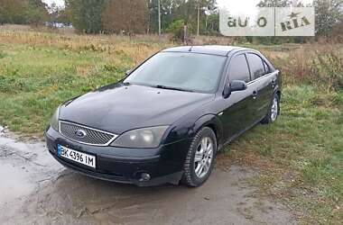 Ліфтбек Ford Mondeo 2002 в Кореці