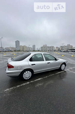 Ліфтбек Ford Mondeo 1994 в Києві