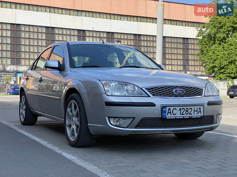 Ліфтбек Ford Mondeo 2001 в Луцьку