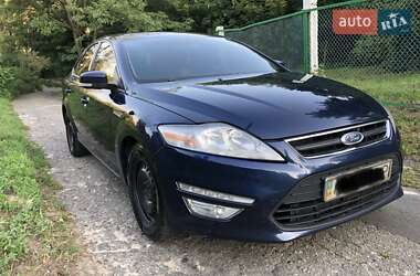 Лифтбек Ford Mondeo 2013 в 