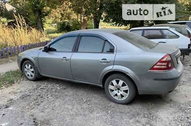 Седан Ford Mondeo 2005 в 
