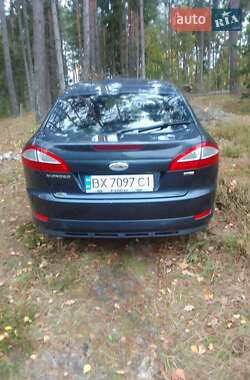Лифтбек Ford Mondeo 2009 в 