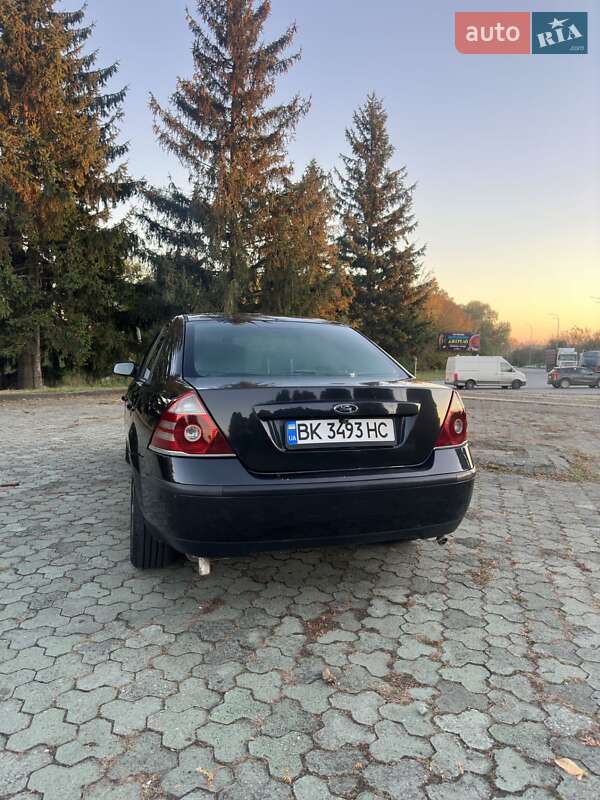 Седан Ford Mondeo 2005 в Дубні