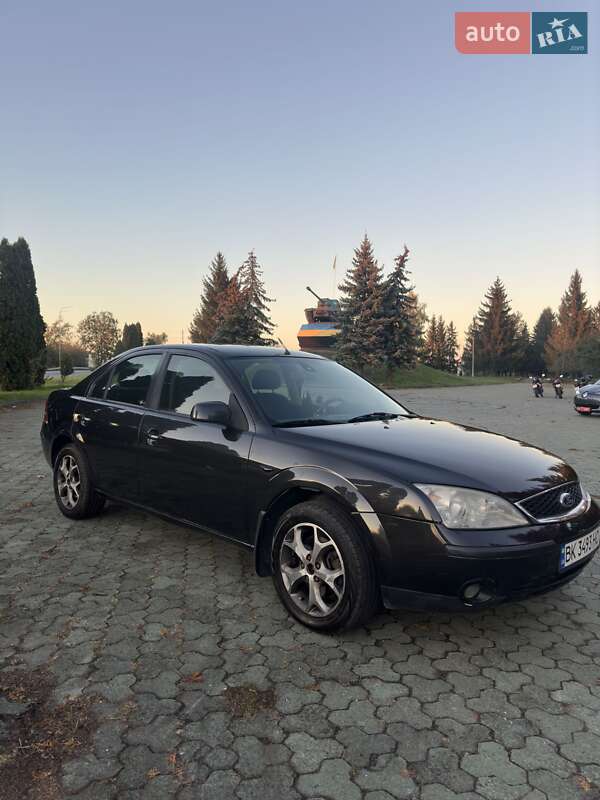 Седан Ford Mondeo 2005 в Дубні