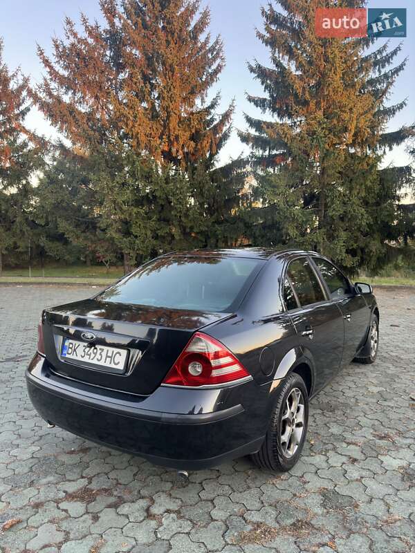 Седан Ford Mondeo 2005 в Дубні
