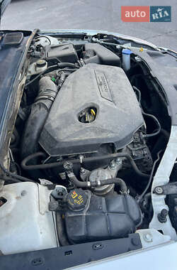 Седан Ford Mondeo 2012 в 