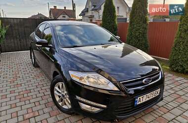 Седан Ford Mondeo 2012 в 