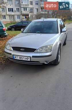 Ліфтбек Ford Mondeo 2002 в Надвірній